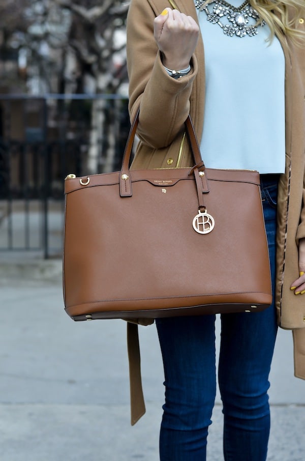 Buy the Authentic Henri Bendel Khaki Rivington Straw Tote