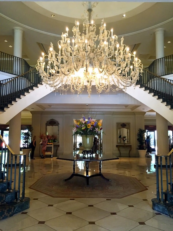 belmond-charleston-place-lobby - Fashionable Hostess