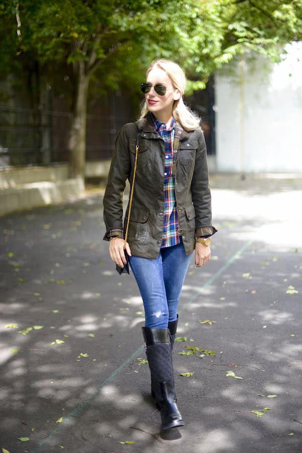 https://katiesbliss.com/wp-content/uploads/2015/10/Barbour-Womens-Waxed-Utility-Jacket_3.jpg