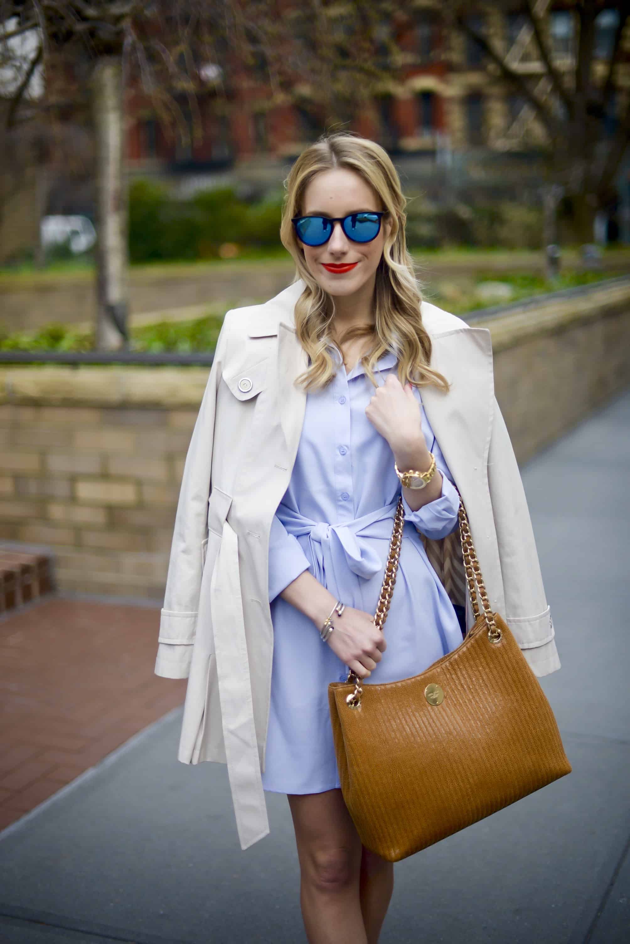 Grey Coat with Blue Bag Outfits For Women (6 ideas & outfits) | Lookastic