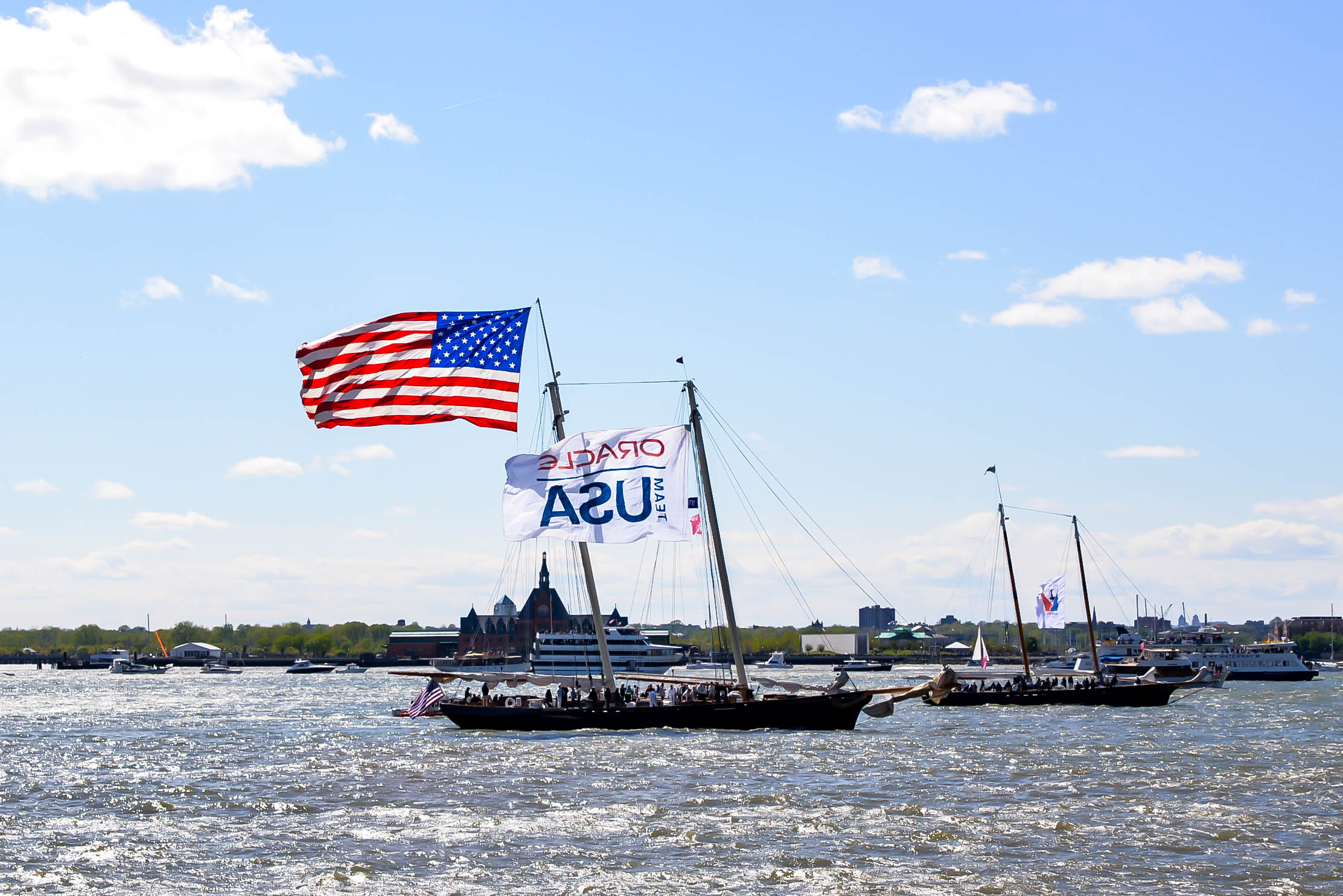 Vineyard Vines America's Cup 2016