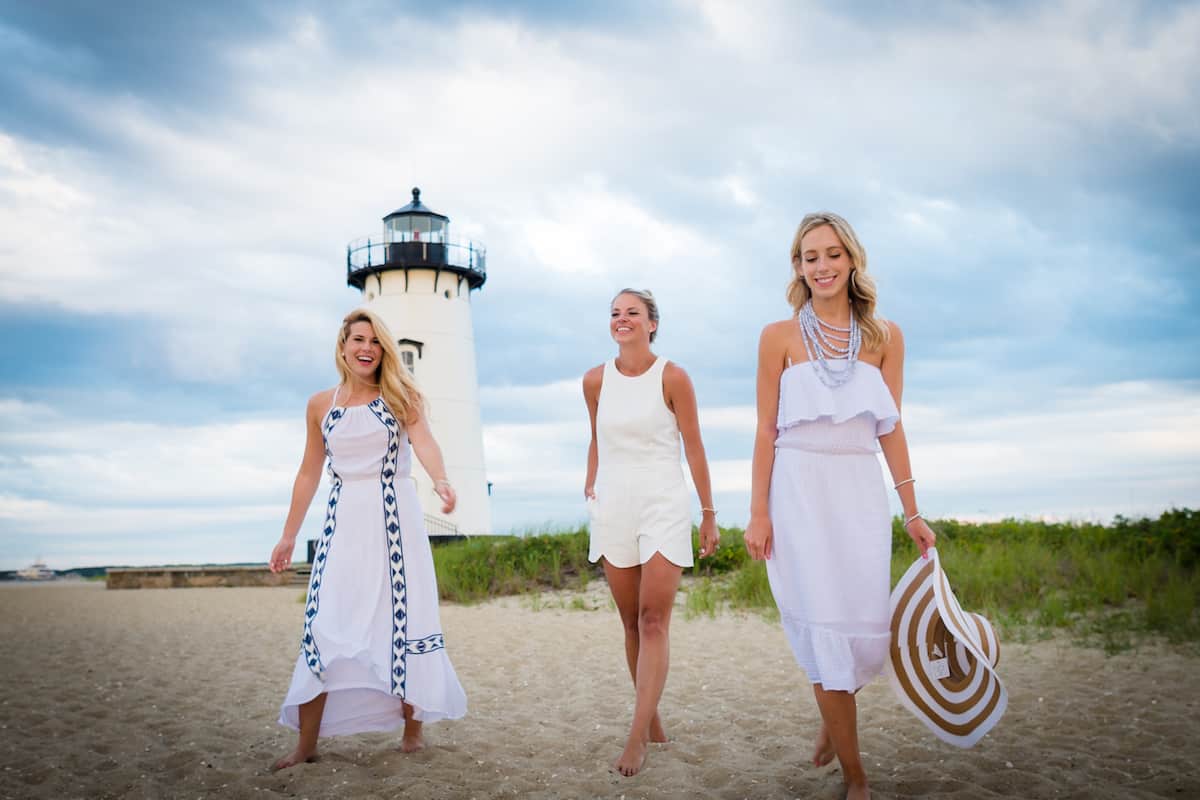 Martha's Vineyard  Wearing Draper James In Edgartown - Katie's Bliss