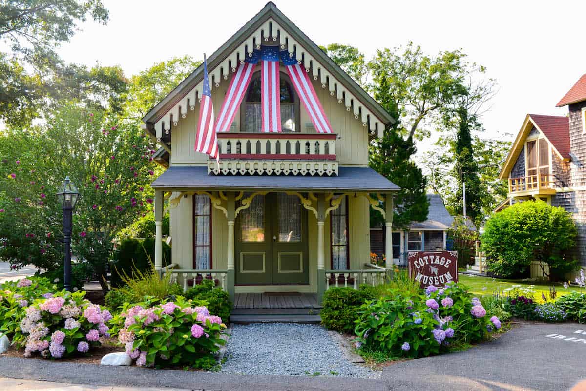 Gingerbread Cottages Marthas VIneyard