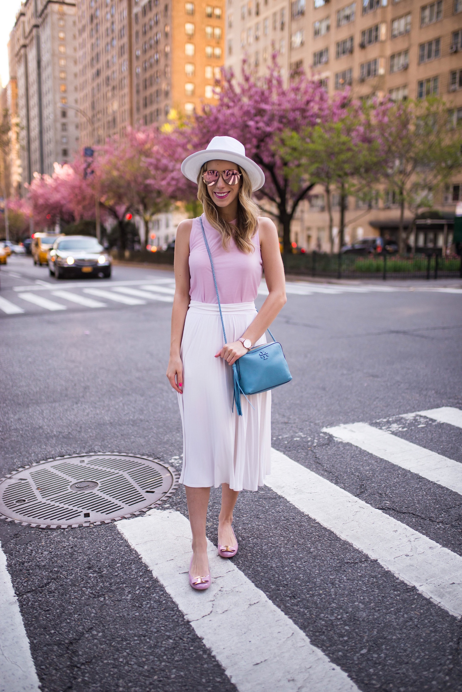 tory burch pink crossbody bag