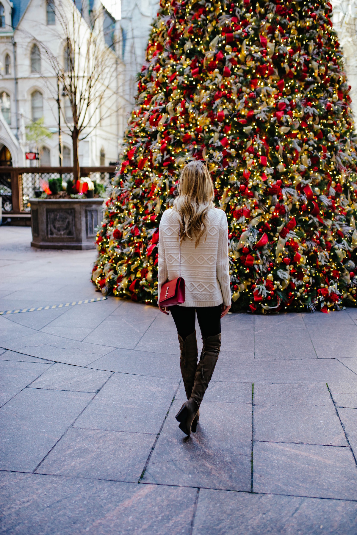 Christmas Tree Covered in White Snow at the Lotte New York Palace Hotel in  Midtown Manhattan of New York City Editorial Stock Photo - Image of york,  beautiful: 212012698