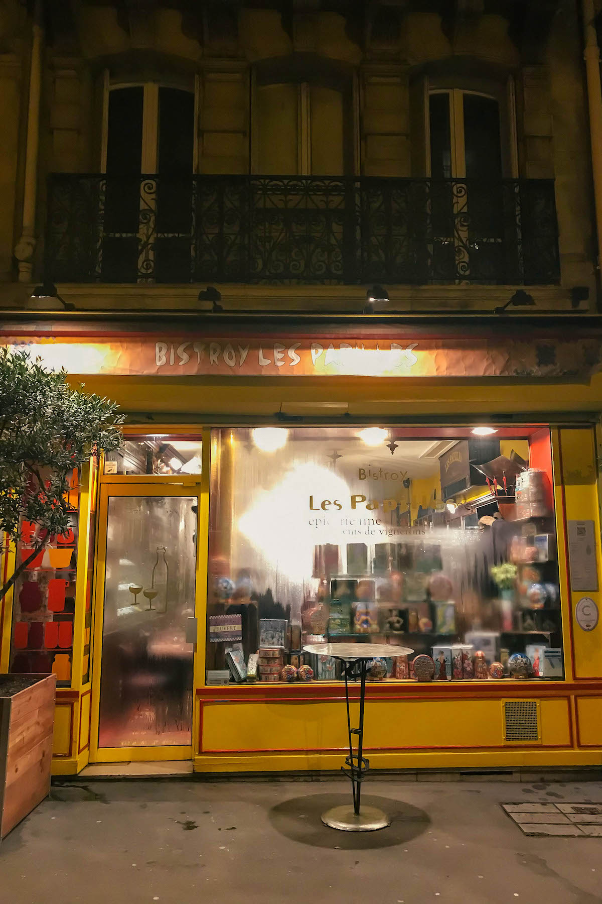 Bistro Les Papilles Paris Restaurant