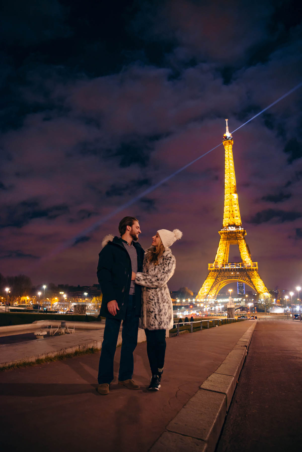 Eiffel Tower Light Show