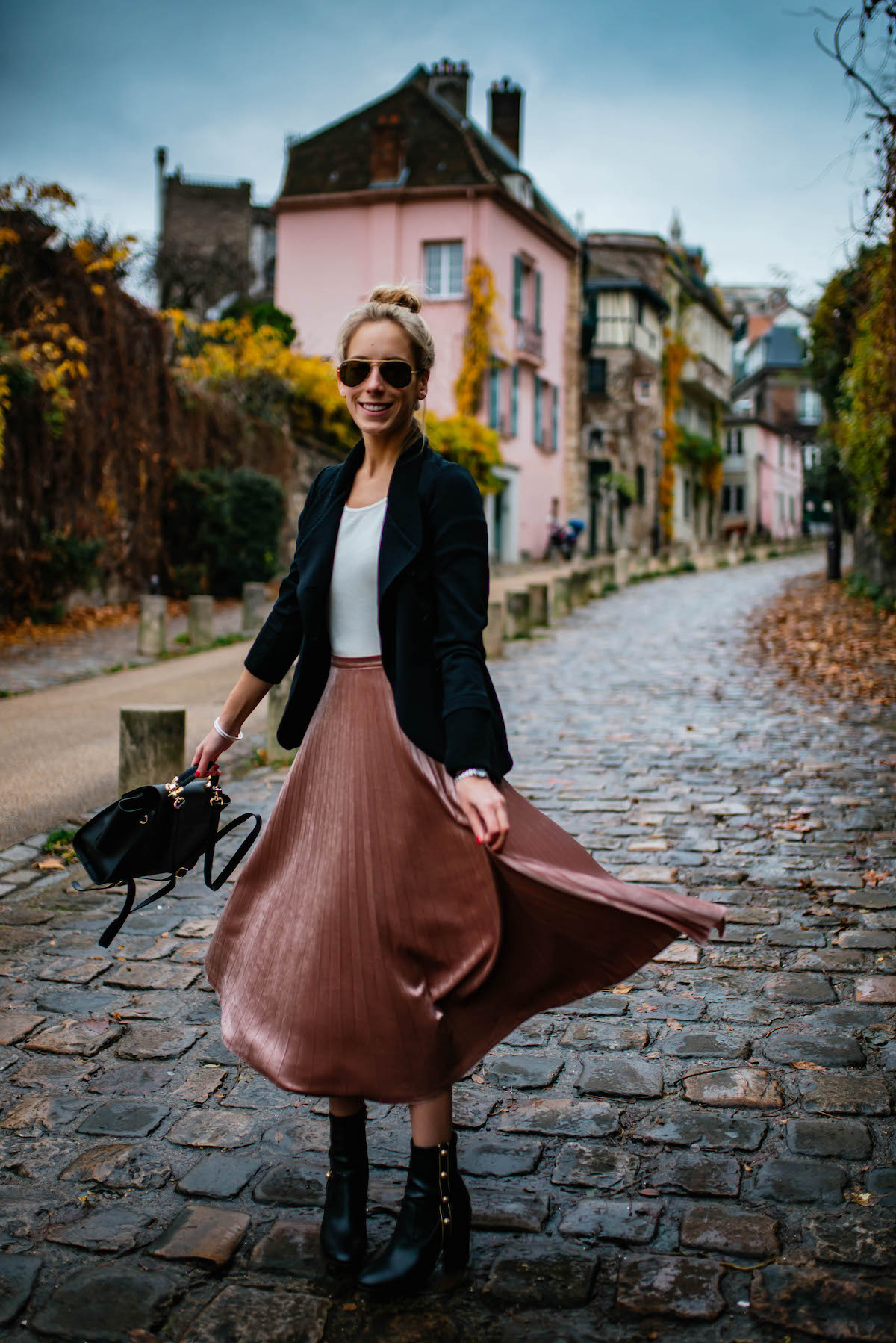 Pleated Metallic Skirt Montmartre Paris