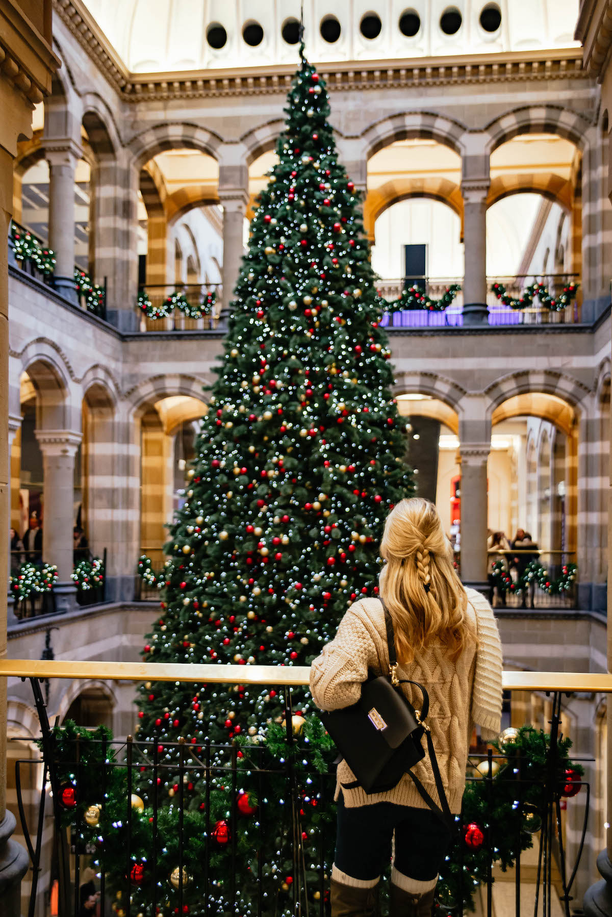 Magna Plaza Ámsterdam