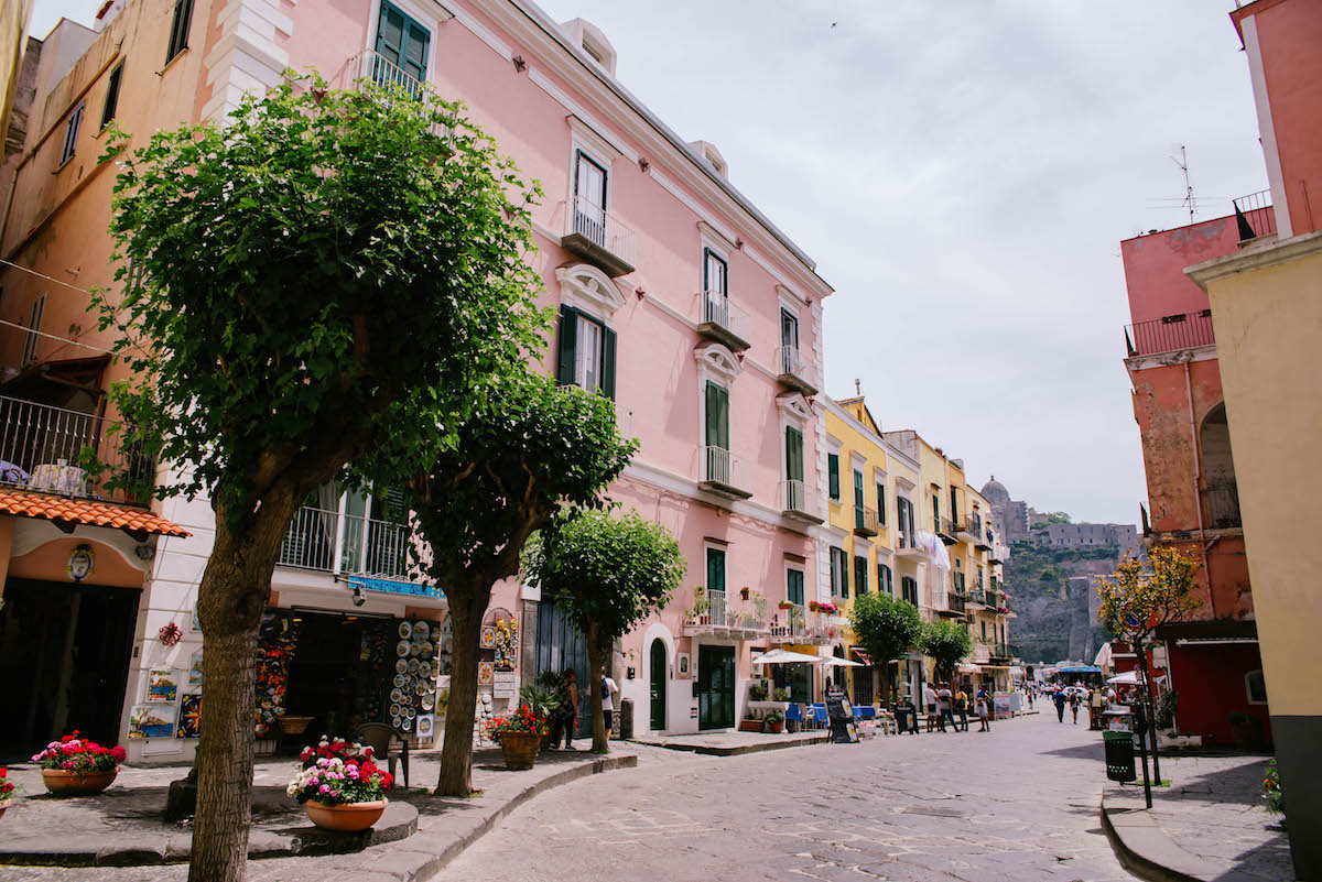 7 Day Amalfi Coast Itinerary & Travel Guide