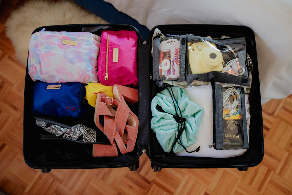 Suitcase packing clearance accessories