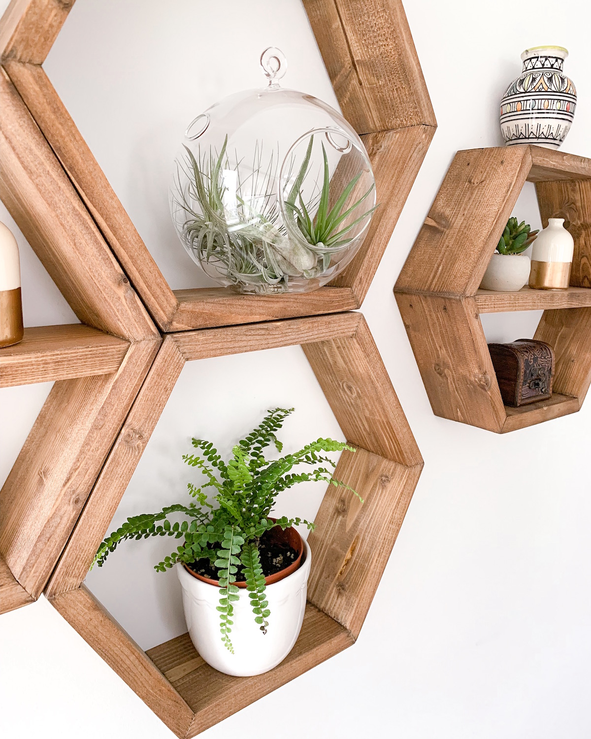 How To Decorate Honeycomb Shelves