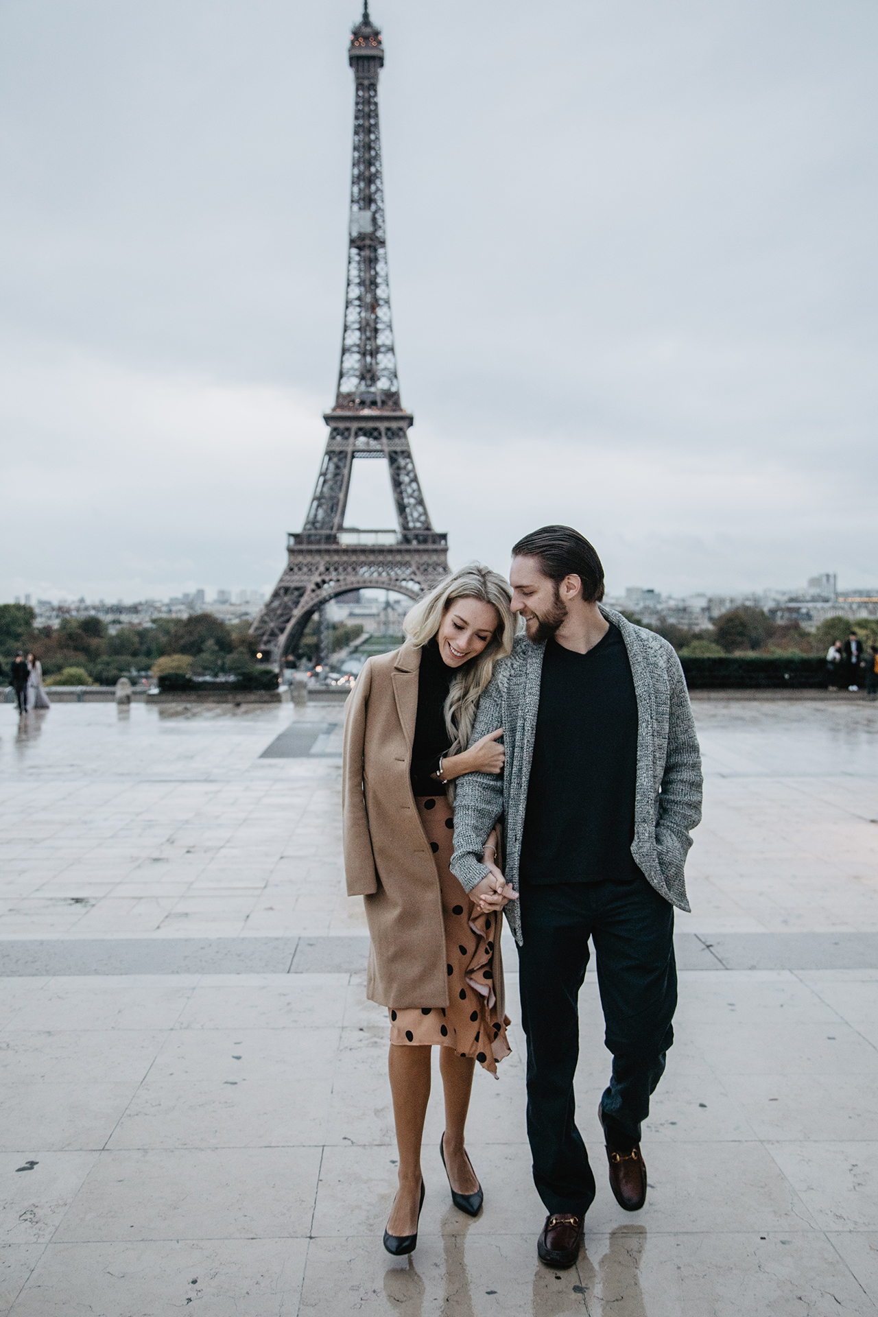 Eiffel Tower Couple Photography