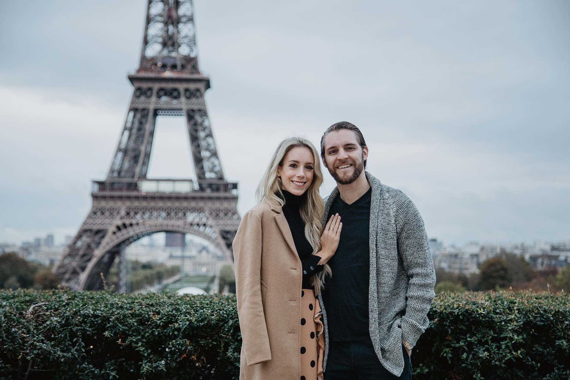 Eiffel Tower Couple Photography