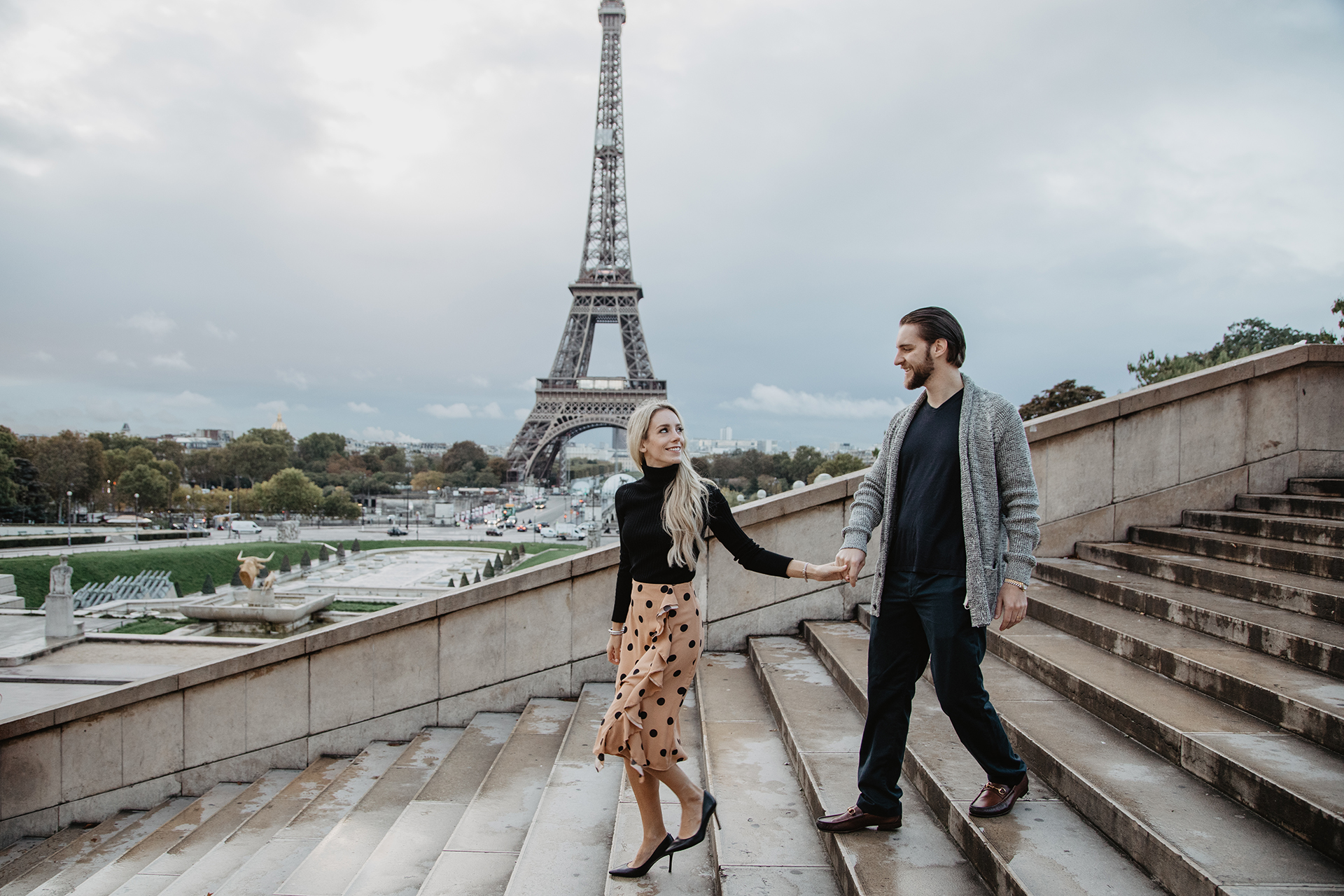 Eiffel Tower Couple Photography