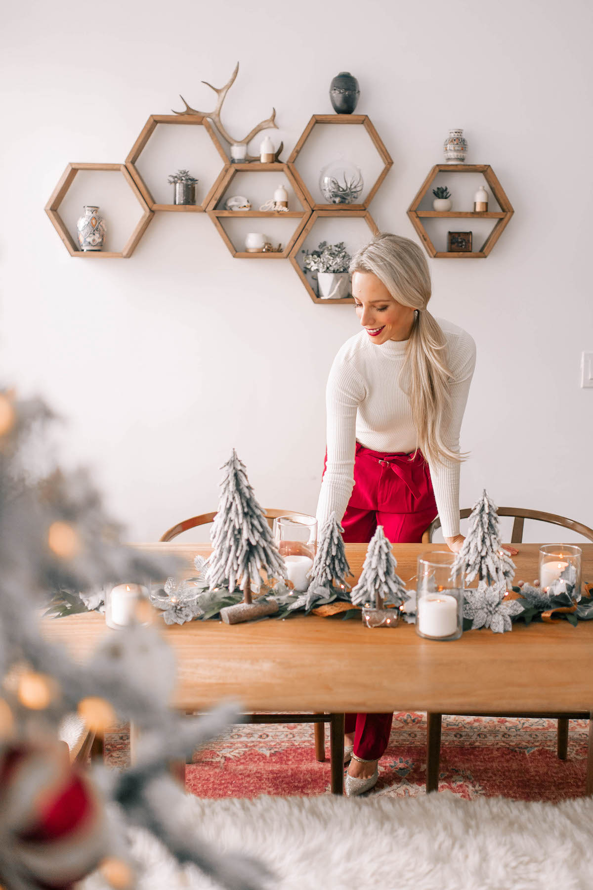 DIY Holiday Greenery Table Runner Garland