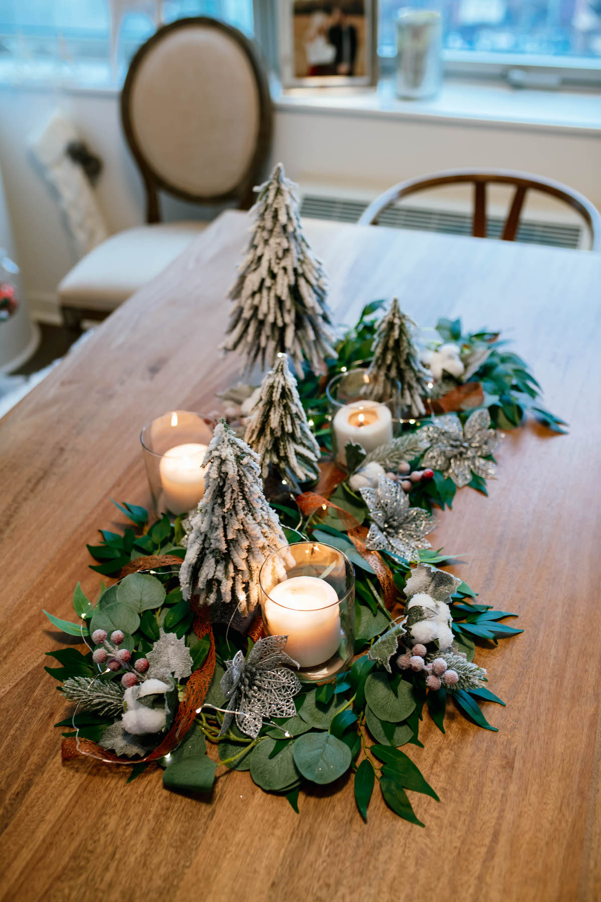 evergreen garland table runner