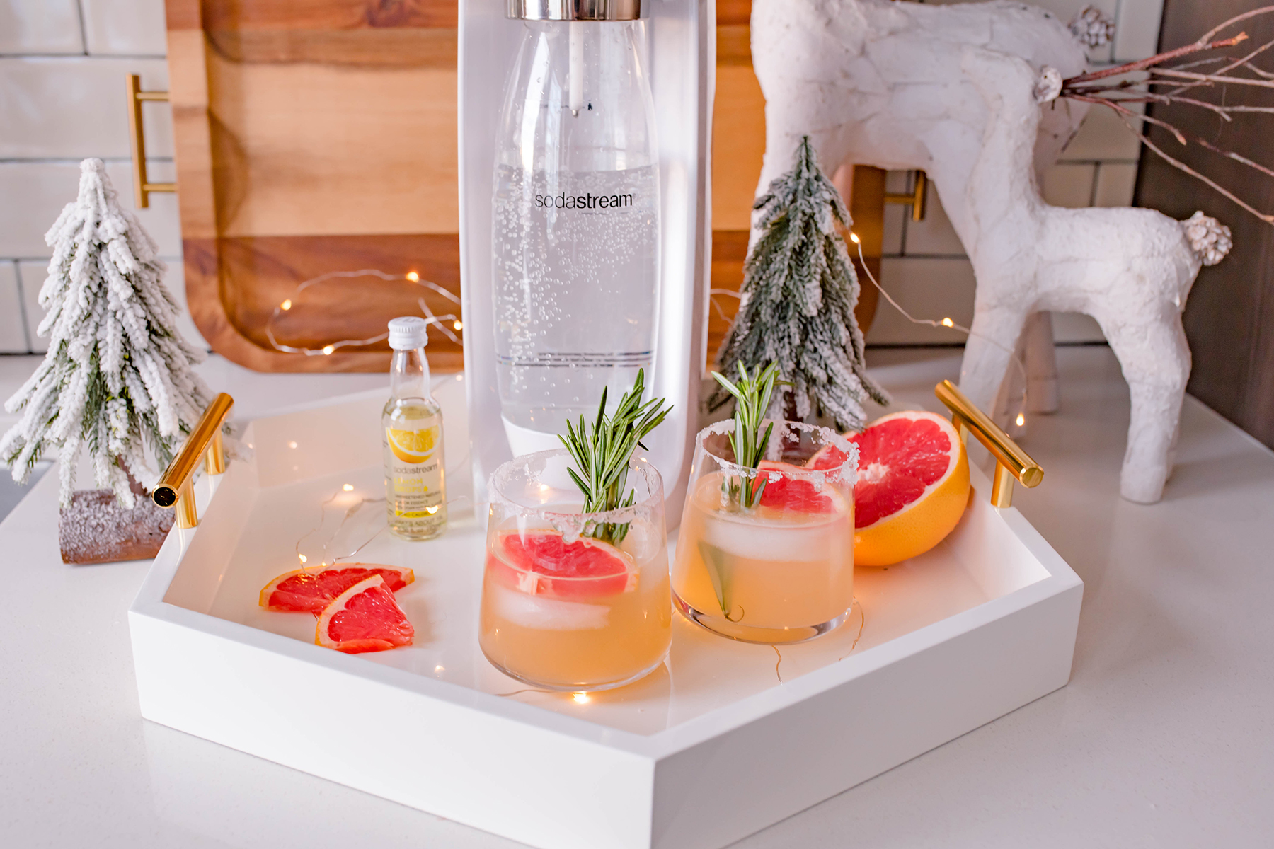 Sparkling Grapefruit Rosemary Holiday Cocktail